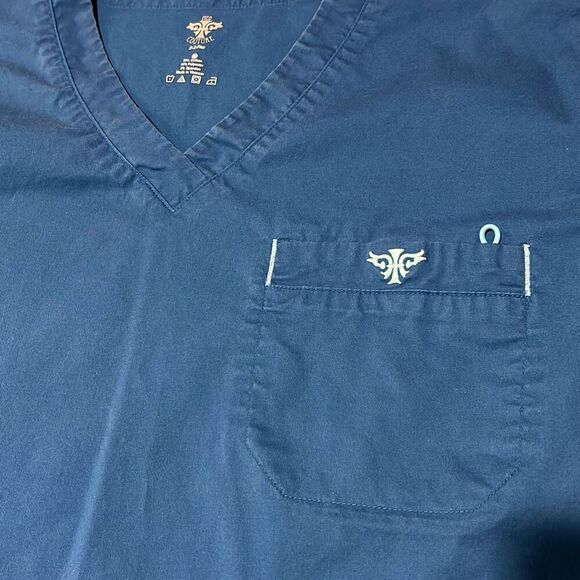 Med Couture Scrub Set Size L - Picture 8 of 9